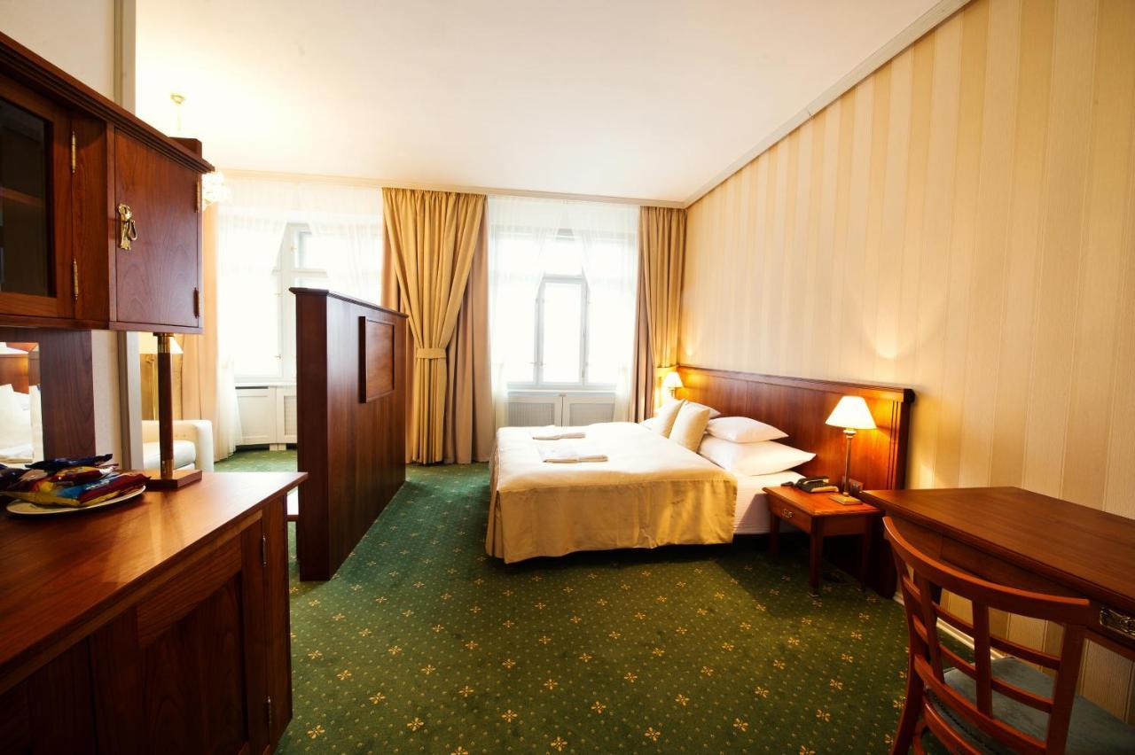 Hotel Slavie Pelhrimov Exterior photo